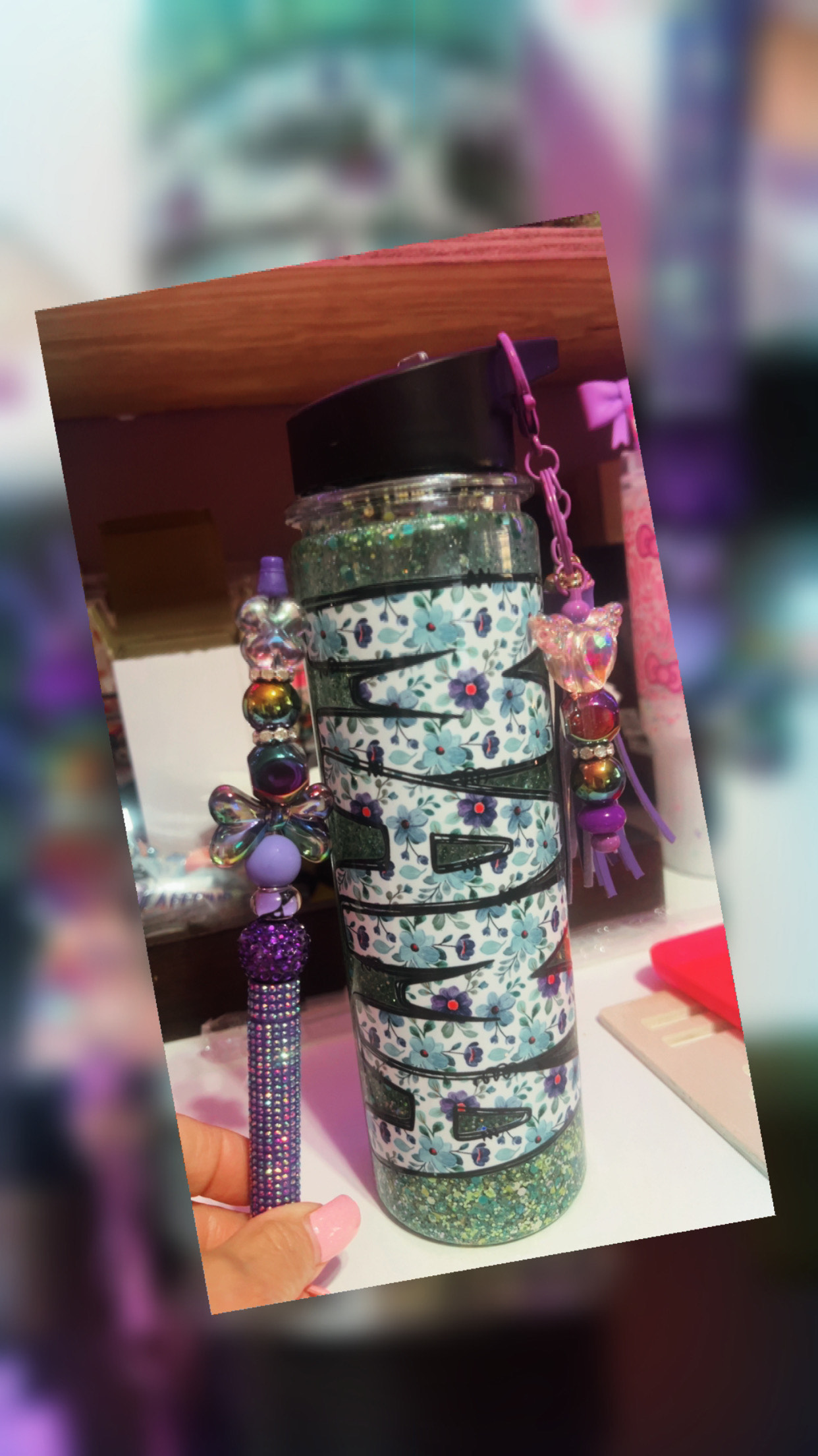 SALE. 20oz MAMA Green Glitter Snow Globe Acrylic Water Bottle