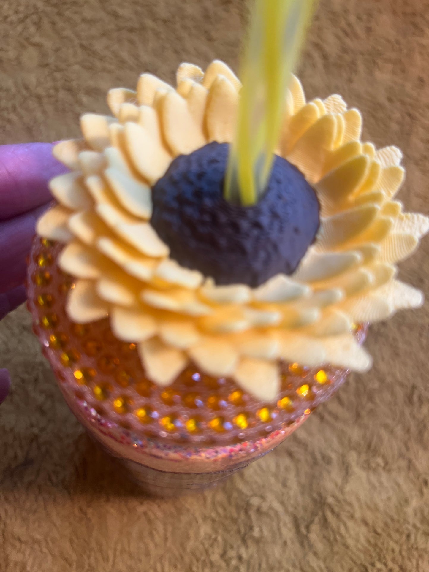16oz HK and Sunflowers holographic Acrylic Snow globe,  Yellow Glitter w Sunflower strawtopper