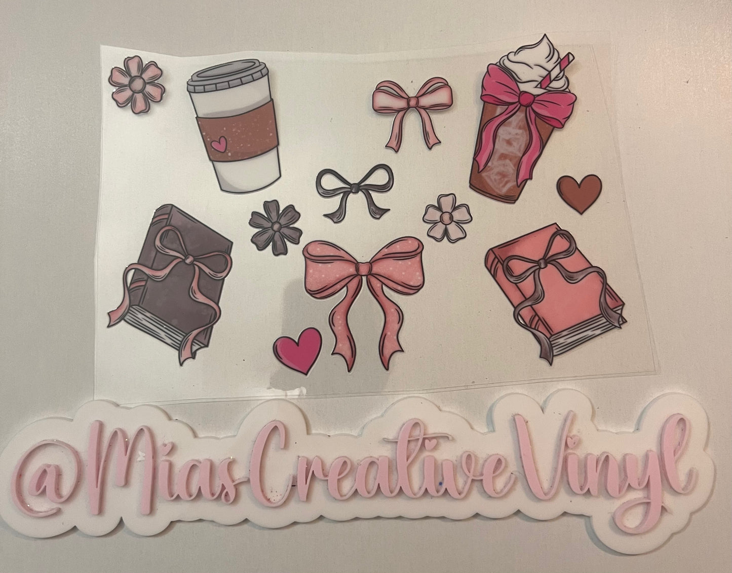 UVDTF 16oz Books, coffee and bows
