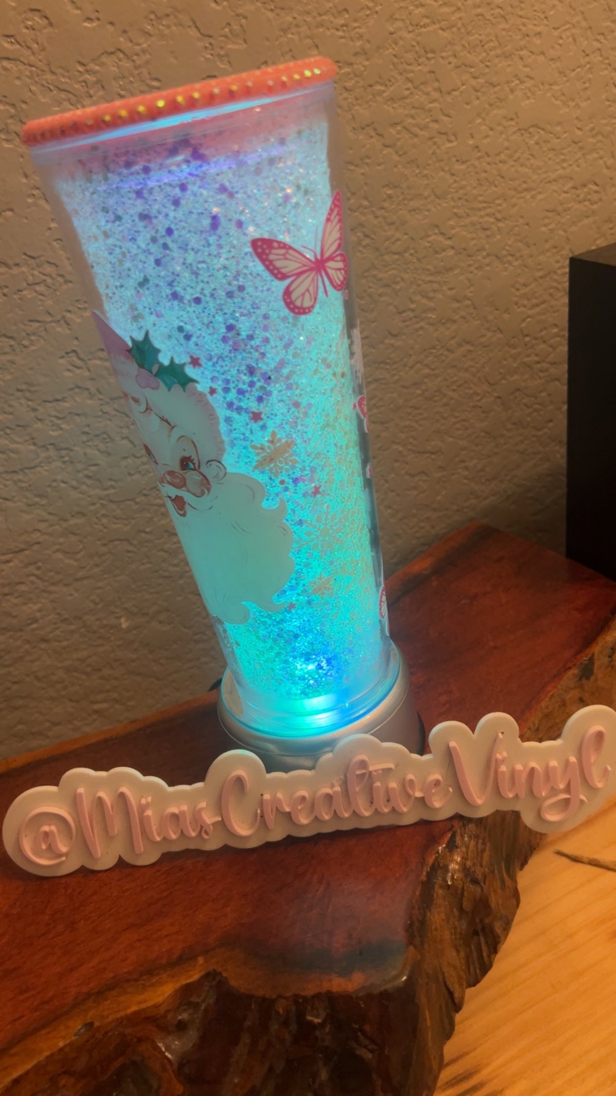 24oz Glow in the dark Santa Tumbler. Pink rhinestone lid.