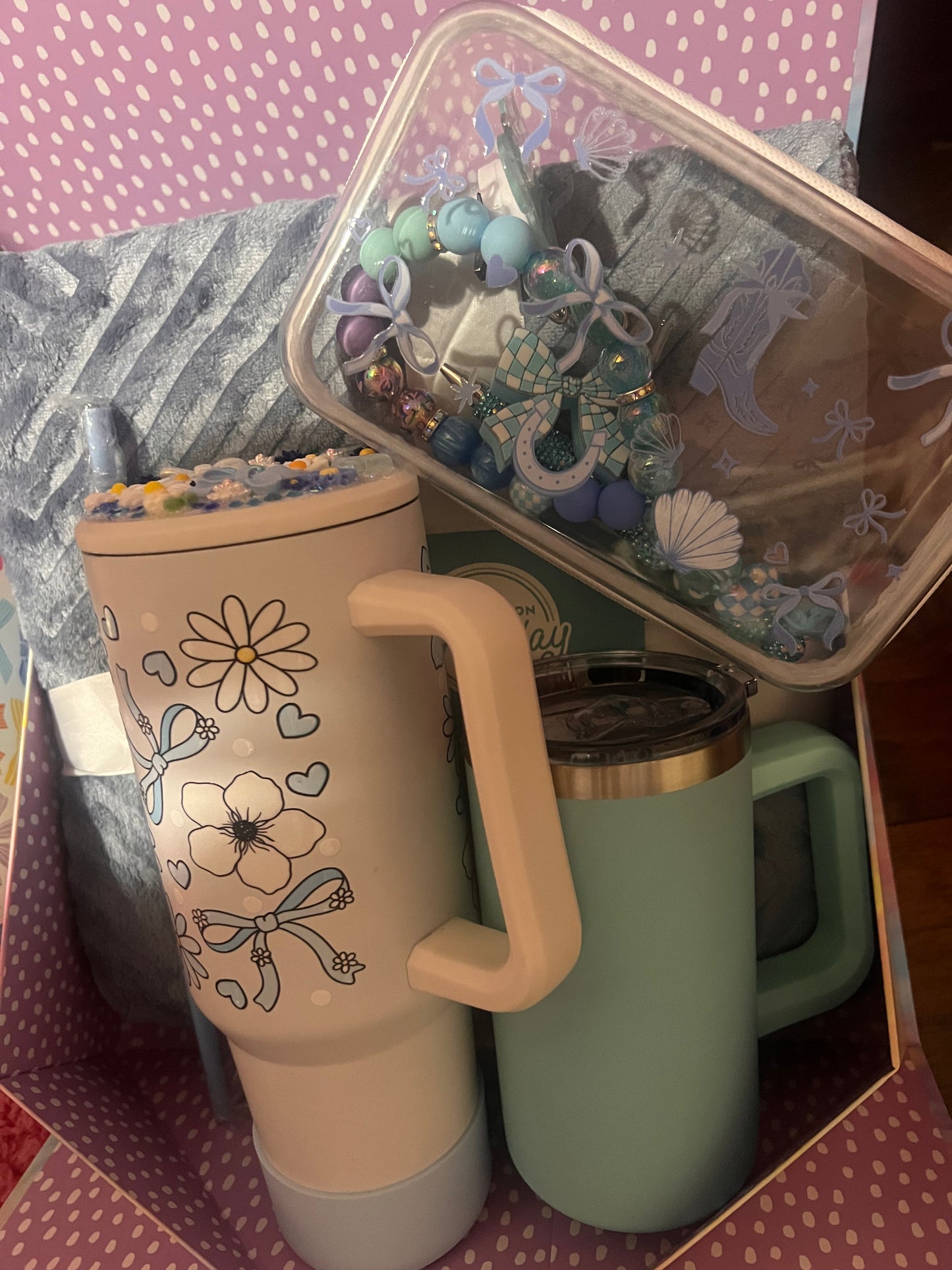 Personalized Gift Box, You create your own. Great gift ideas for birthday, anniversary or just a special reason to celebrate someone your life.