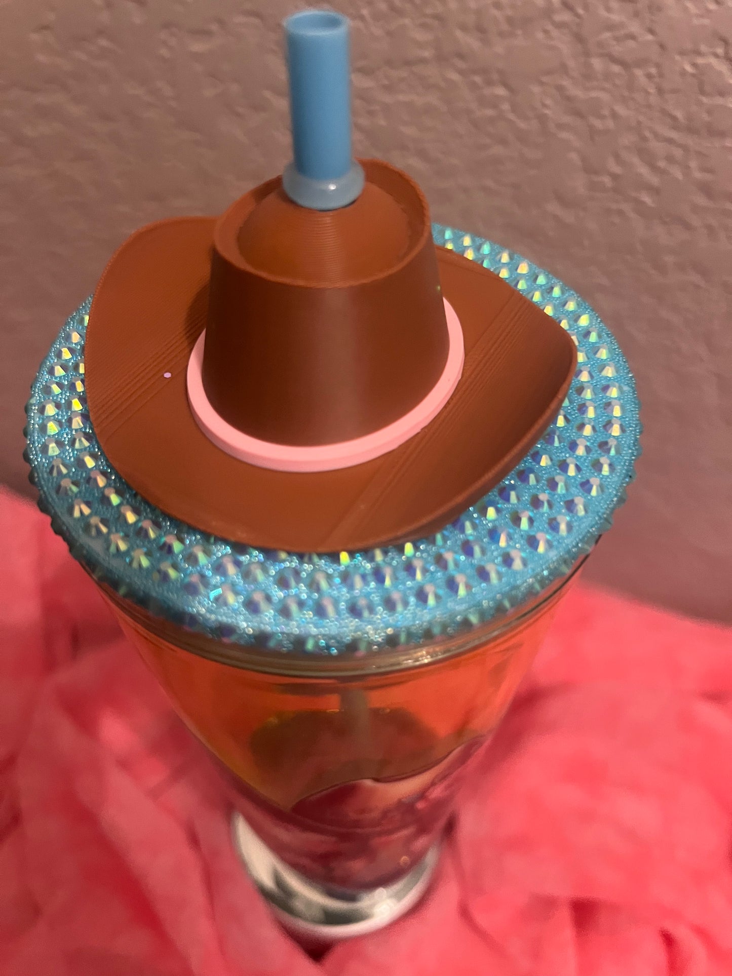 Cowgirl Floral Hat 24oz acrylic, lava tumbler. Medium flow, glitter blue lid w matching straw topper