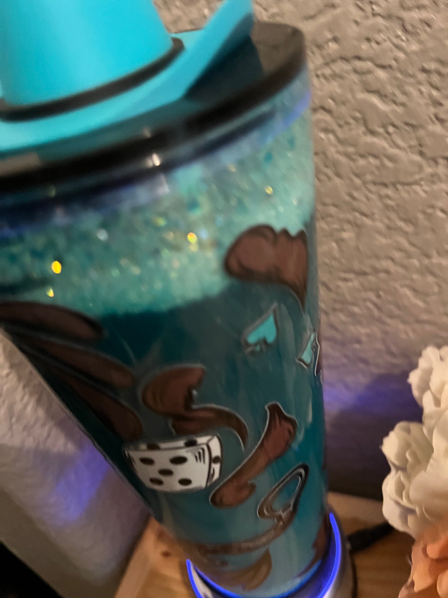 Western Floral Leather w Blue Cowboy Hat 24oz acrylic, lava,  lid w matching straw topper