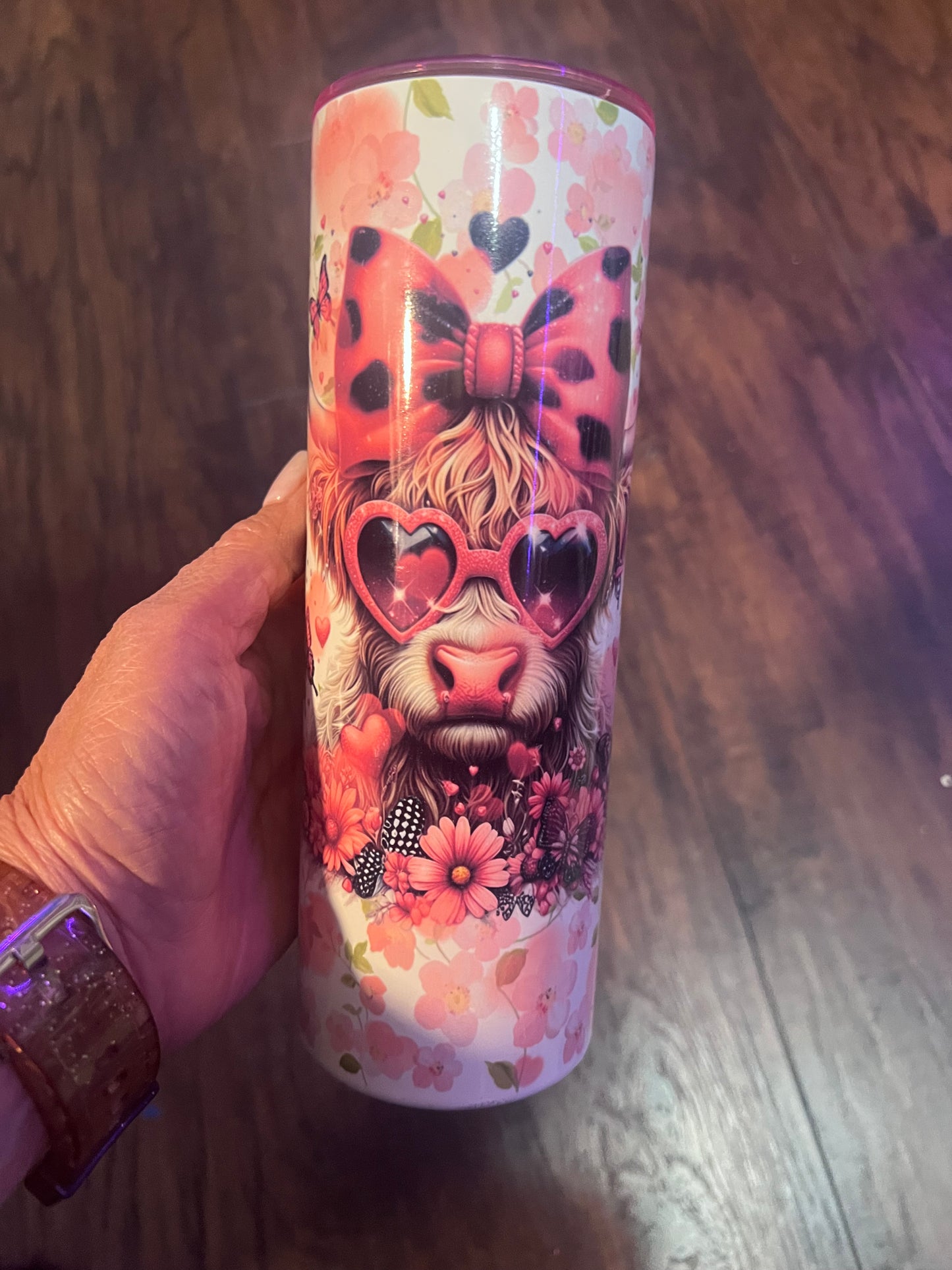 20 oz Pink Highland Cow with colored lid