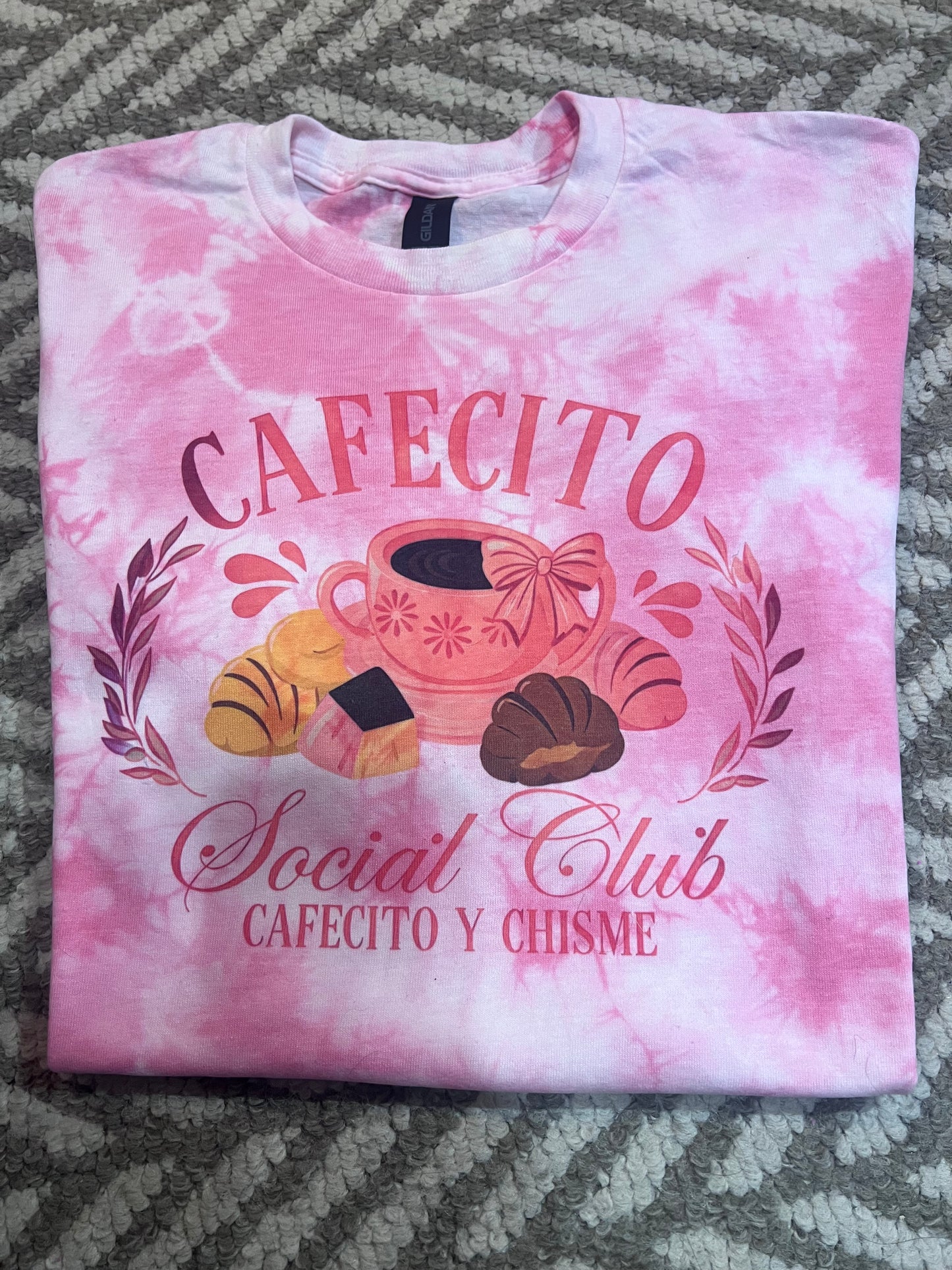 Cafecito y Chisme social Club - tie-dye Pink T-shirt (Best Seller)