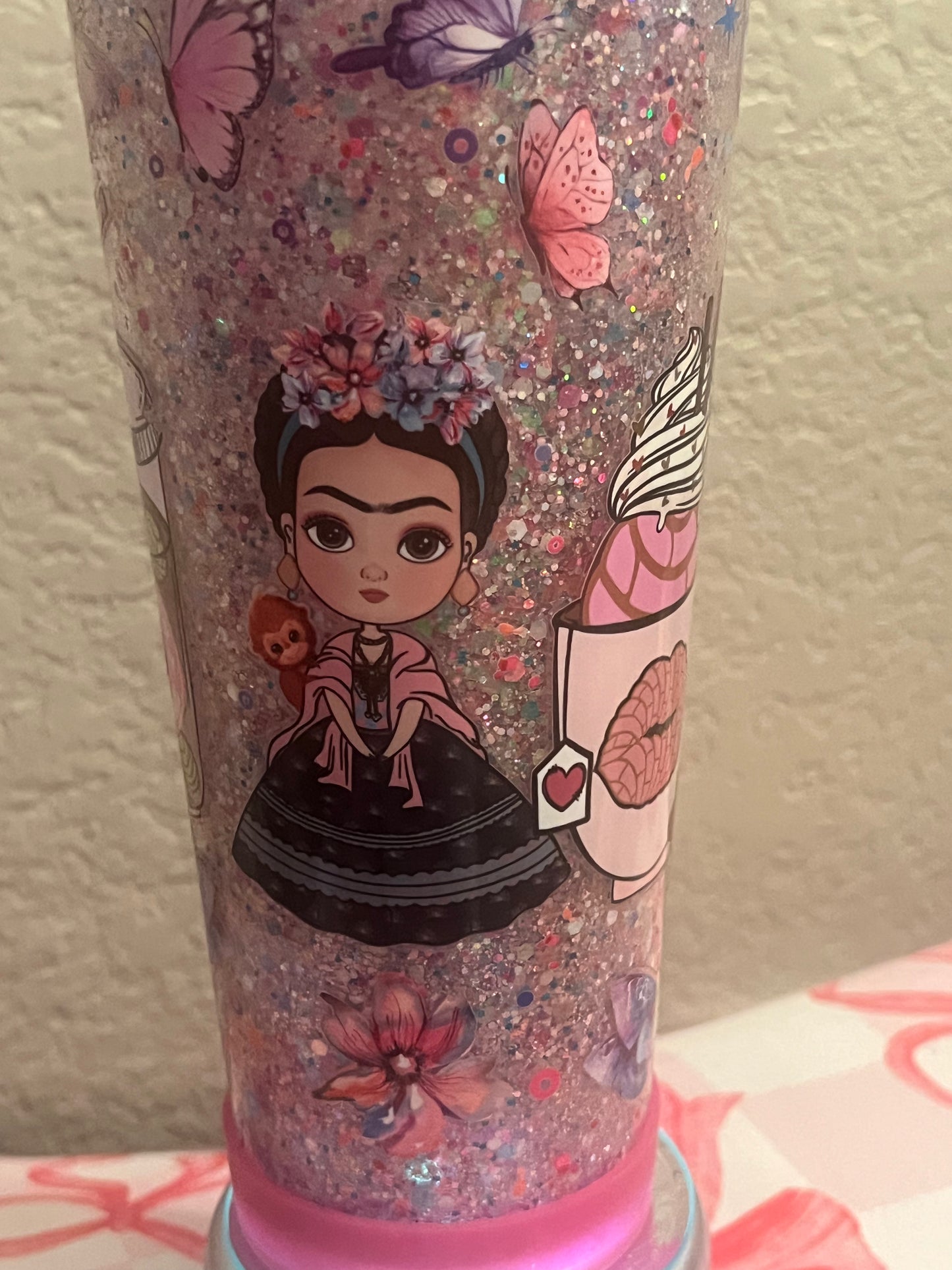 24oz Frida and Coffee dry glitter w decorated Lid.